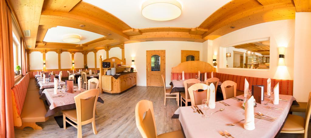 Hotel Christoph Neustift im Stubaital Exterior photo